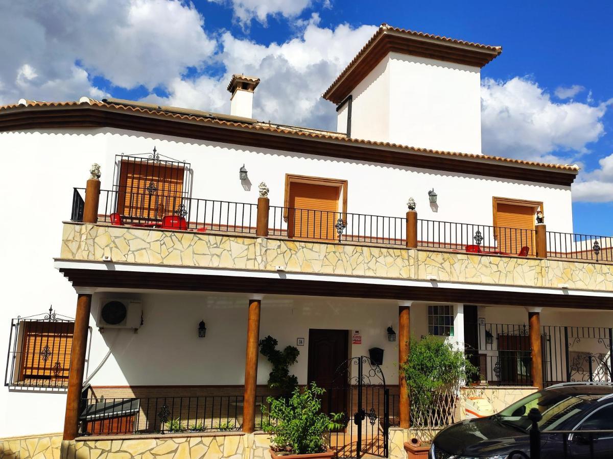 Casa Amplia Con Terraza En La Vinuela Villa Ngoại thất bức ảnh