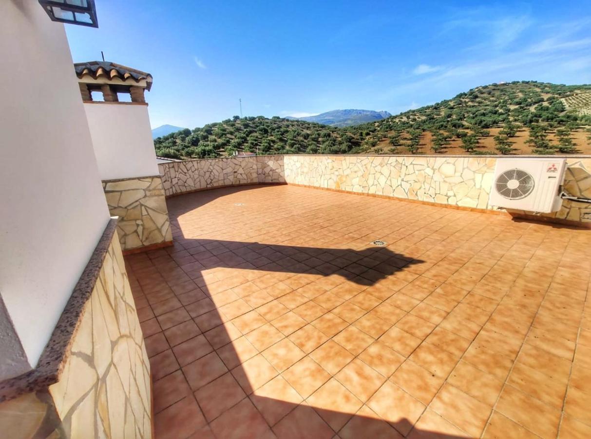 Casa Amplia Con Terraza En La Vinuela Villa Ngoại thất bức ảnh